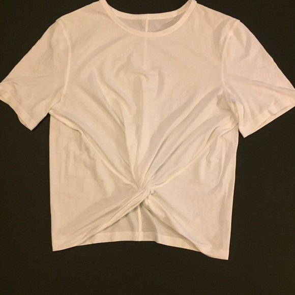 lululemon athletica Tops - Lululemon Athletica Twist Knot Front Shirt